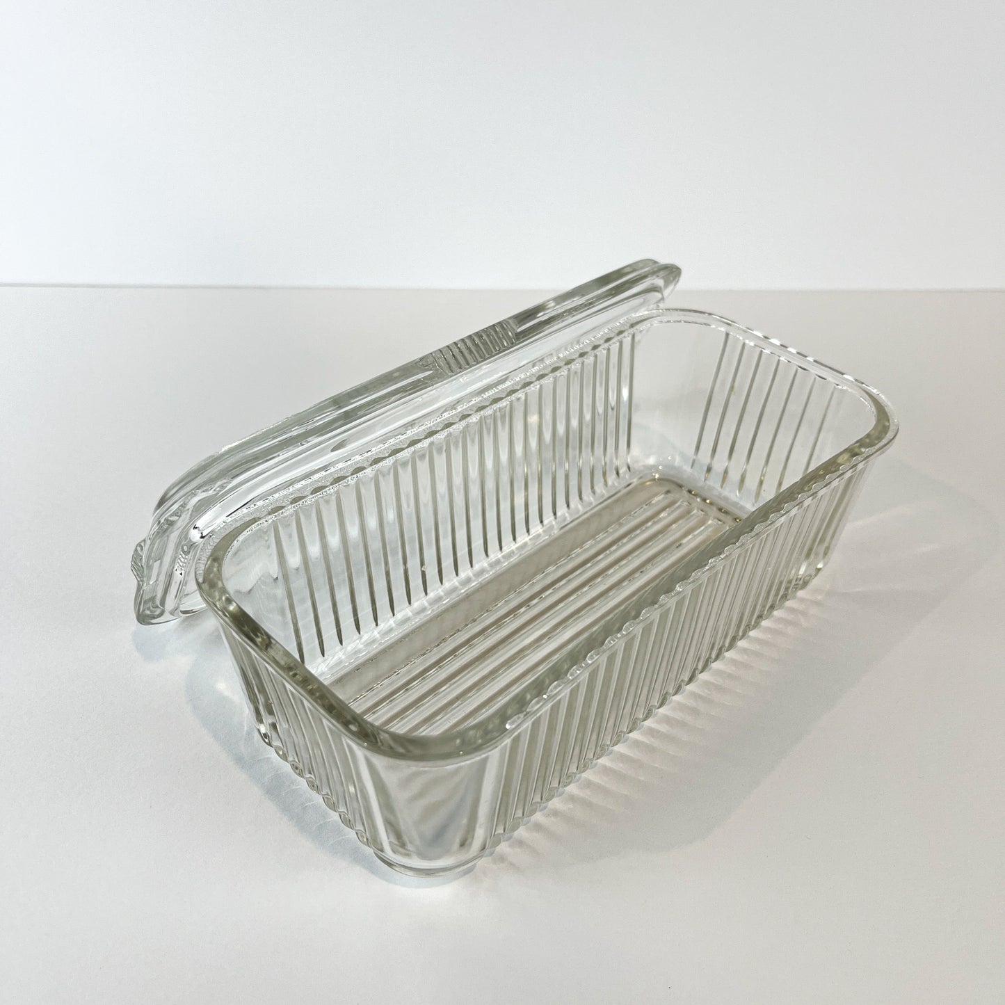 Federal Glass Refrigerator Box with Lid