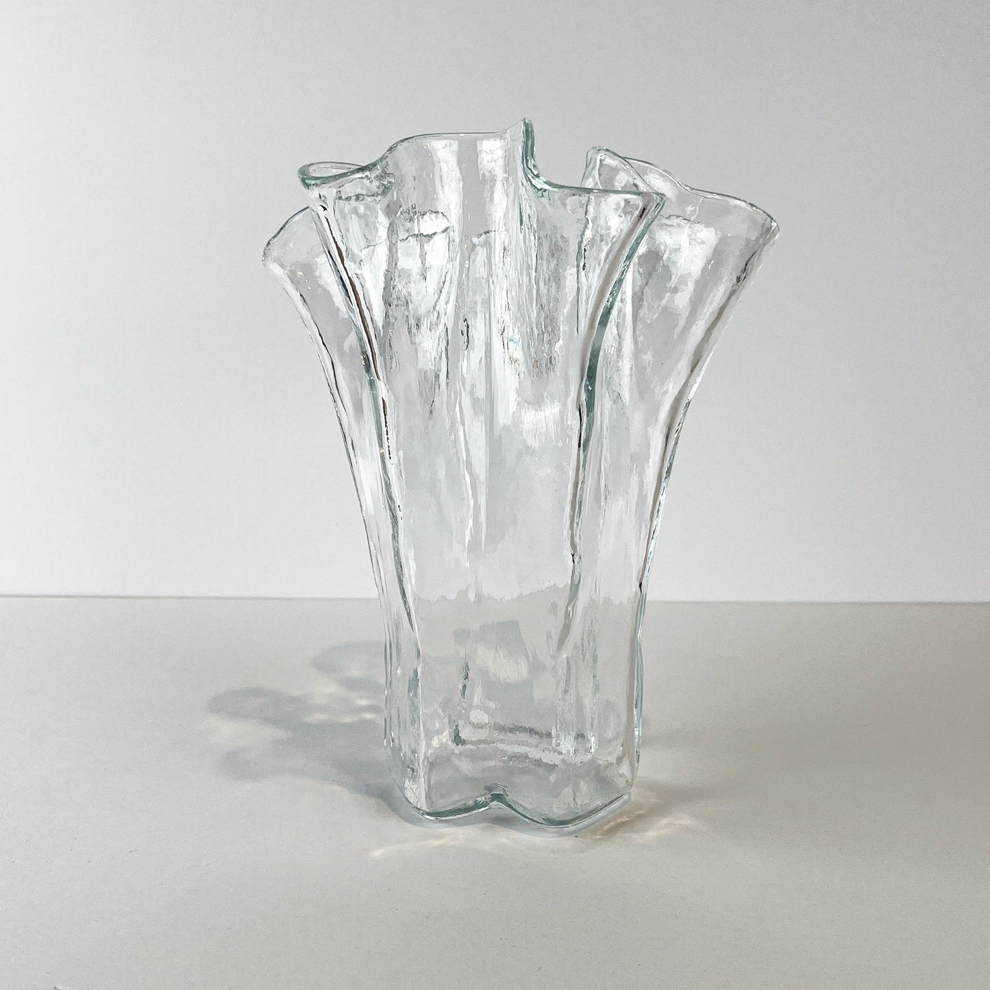 Muurla of Finland Art Glass Handkerchief Vase