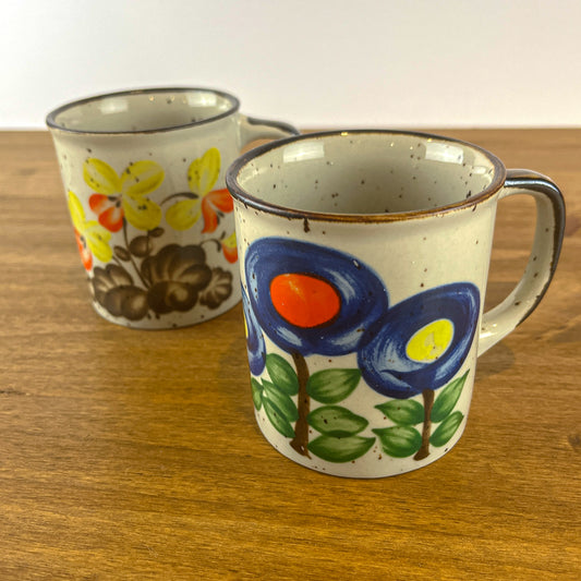 Mid Century Speckled Floral Stoneware Mugs - Set of 2